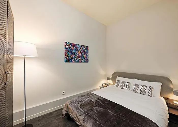#18 Rossetti Suite 2 Bedrooms , Central Old Nice/Ac